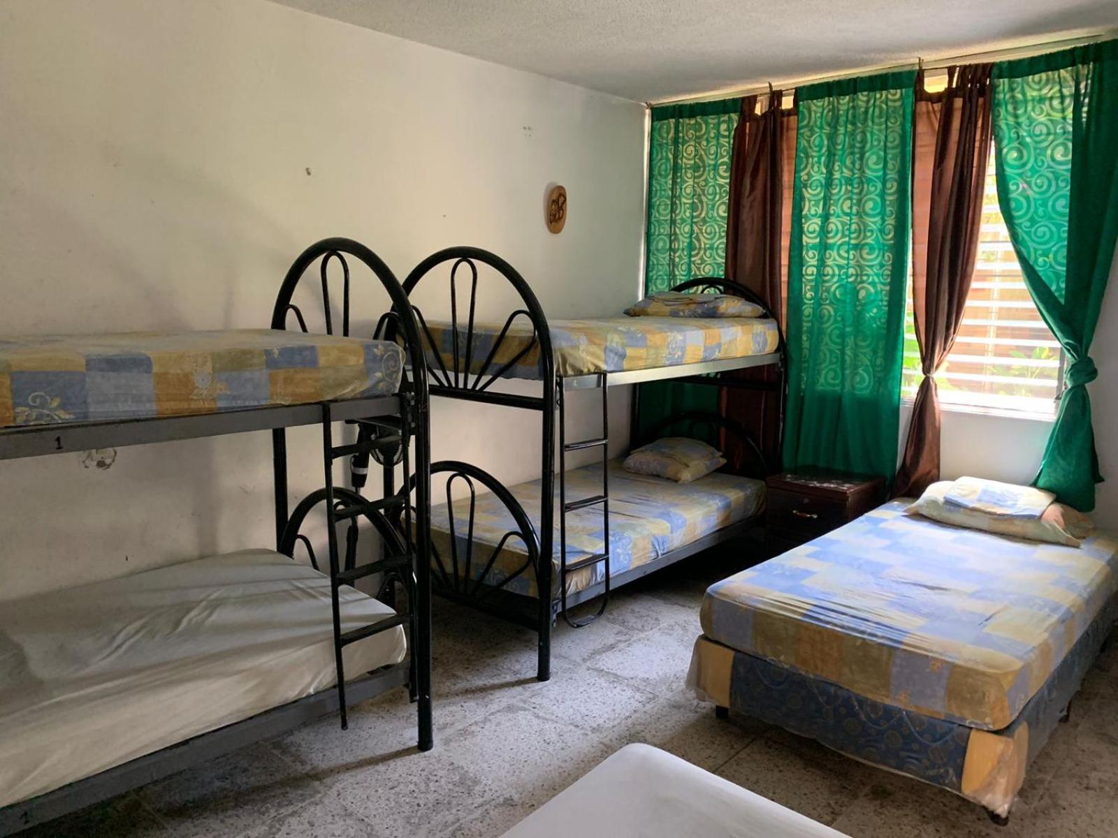 Hostal Cumbres De El Salvador Pensión San Salvador